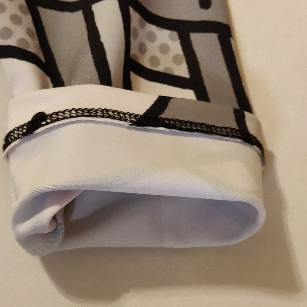 Society6 Women Fun Print Black /White Leggings, XS - Picture 3 of 8